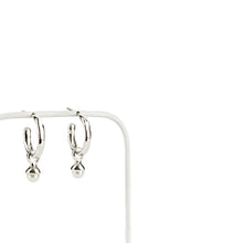 Load image into Gallery viewer, Organic hoops + pendant pearl