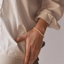 Load image into Gallery viewer, Pearl bracelet
