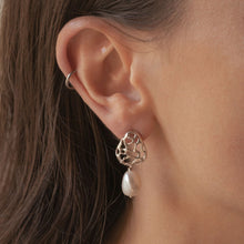 Load image into Gallery viewer, Origin earrings
