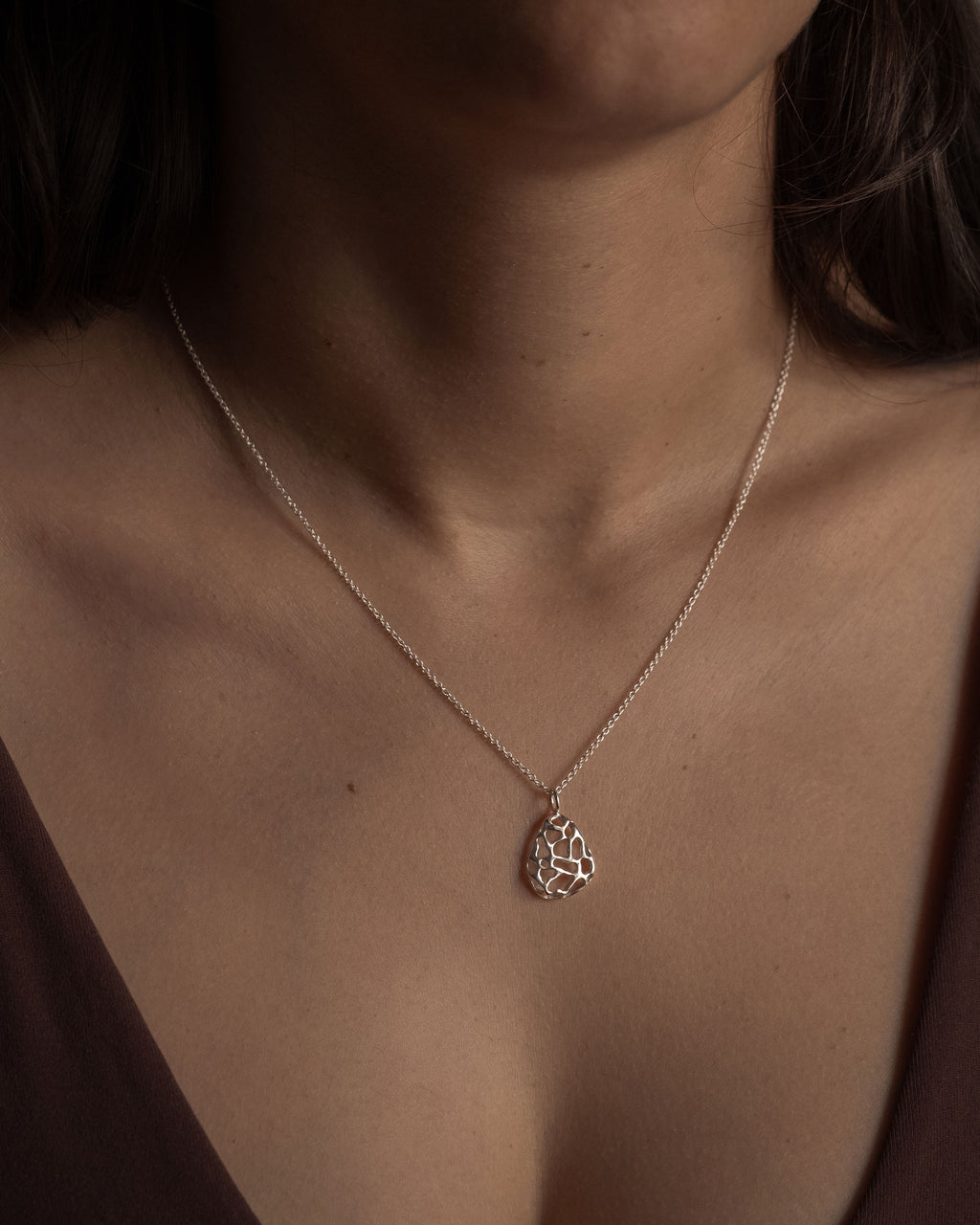 Meander necklace