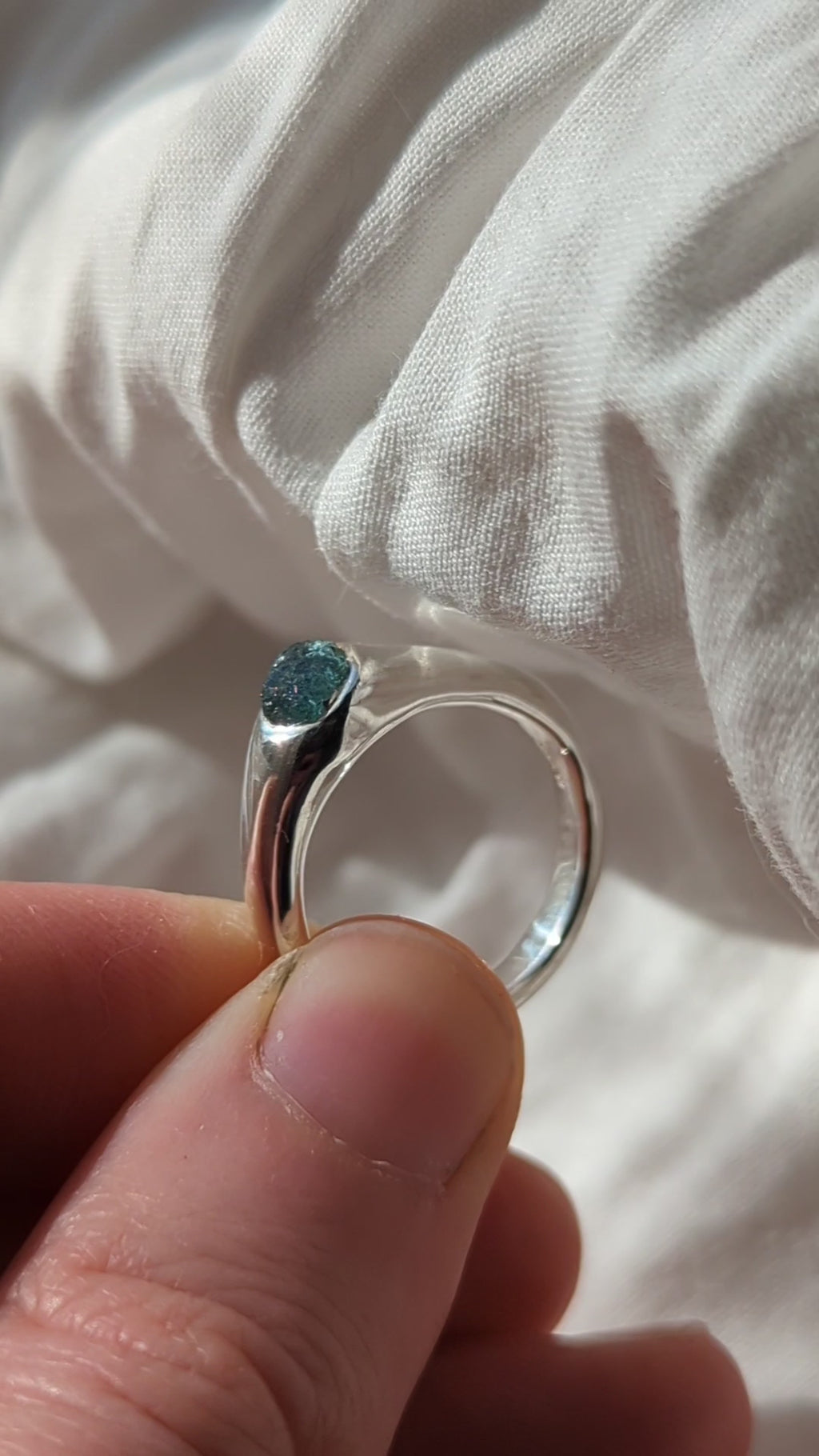 Molten sapphire ring | 04