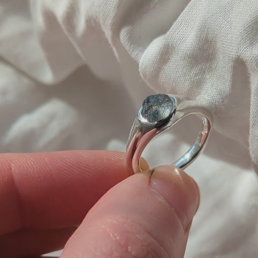 Molten sapphire ring | 06