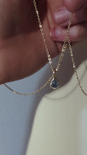 Load and play video in Gallery viewer, Molten sapphire necklace | 02
